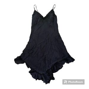 Adorable coastal New York girly Pinterest perfect Maxi black dress.